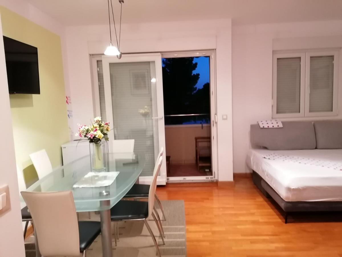 Apartman Magdalena Galileo Makarska Bagian luar foto